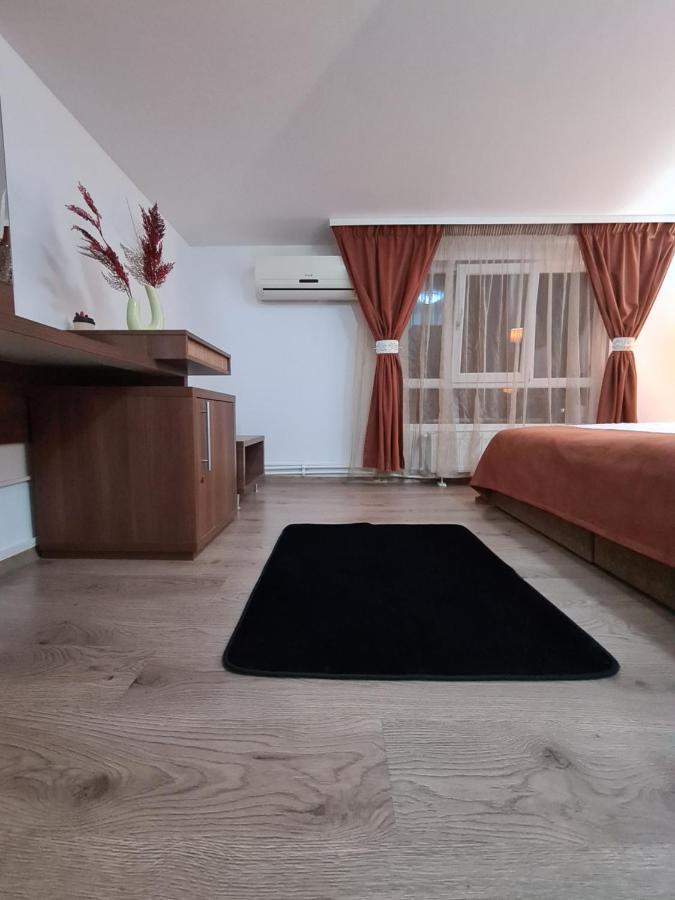 Bed and Breakfast Garsoniera Privata Бухарест Экстерьер фото